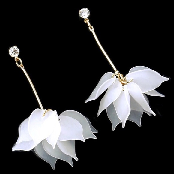 Jewelry - Petal Earrings White Boho Dangle Crystal Stud NWT